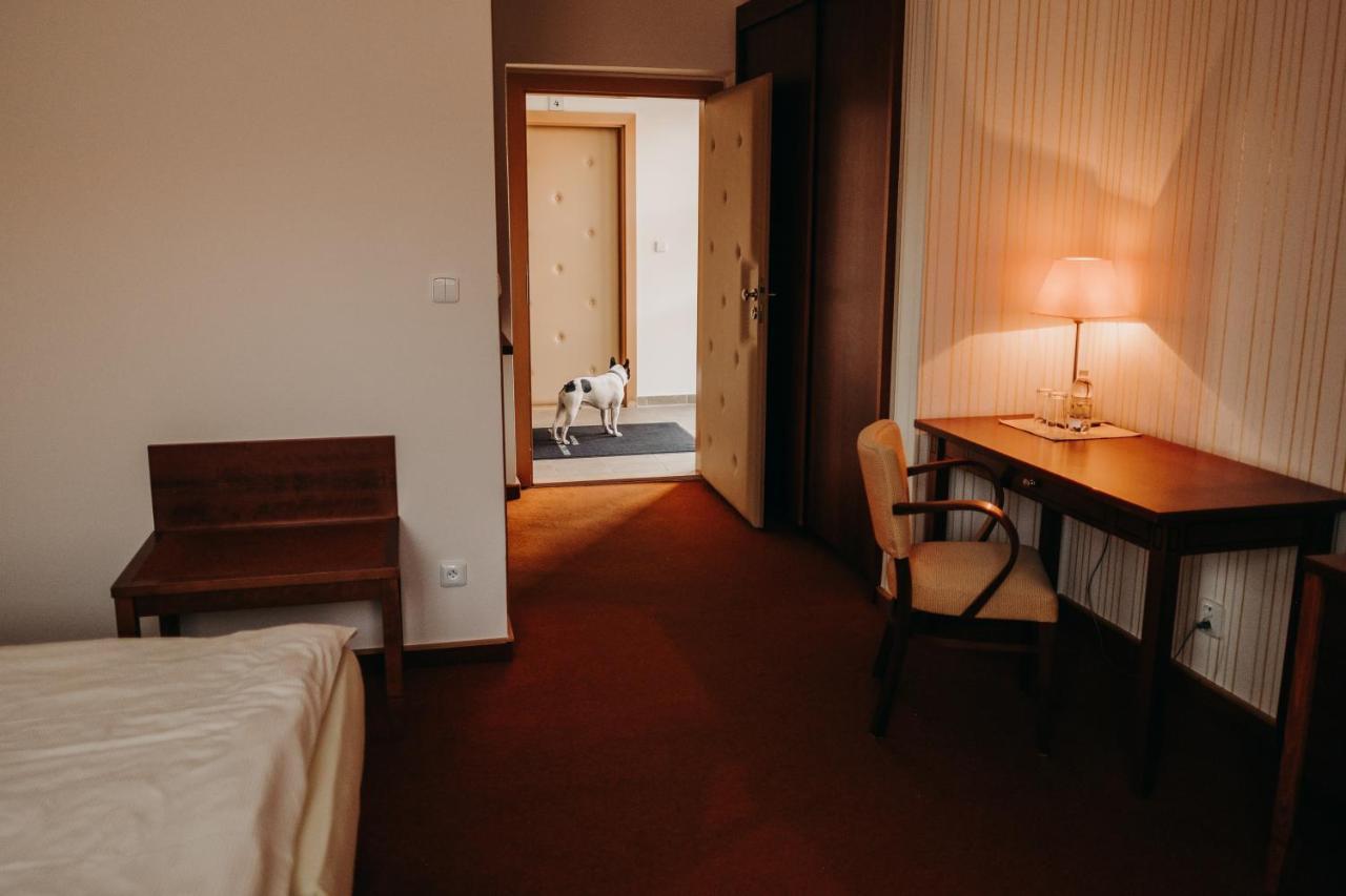 Golf Hotel Austerlitz Eksteriør bilde