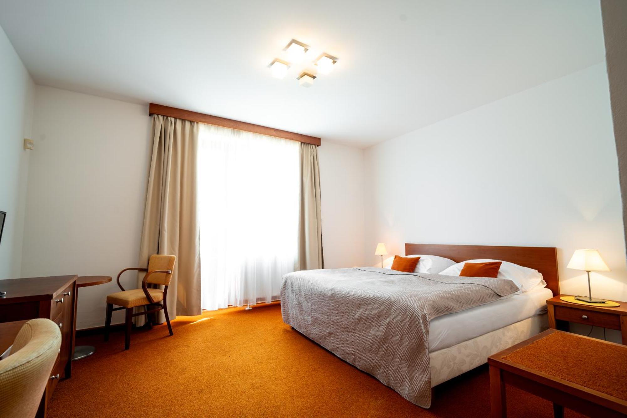 Golf Hotel Austerlitz Eksteriør bilde